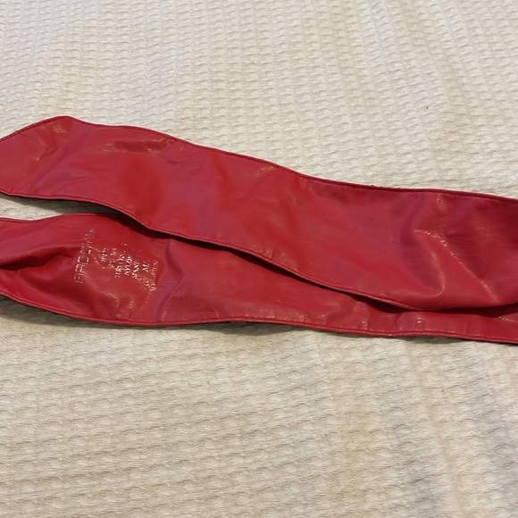 Arden b black lace and red belt - Picture 3 of 3